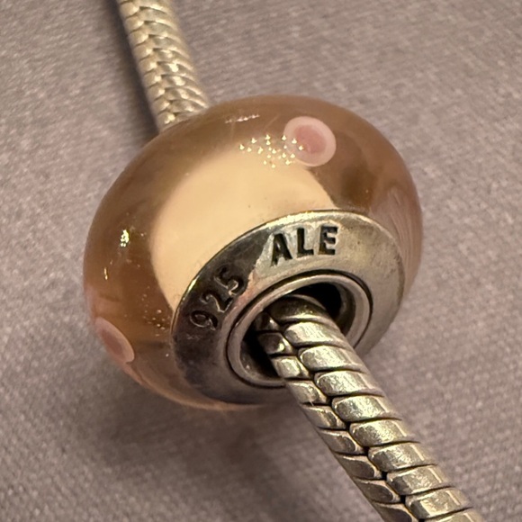 Pandora Murano Baby Pink Charm​​ - Picture 5 of 5